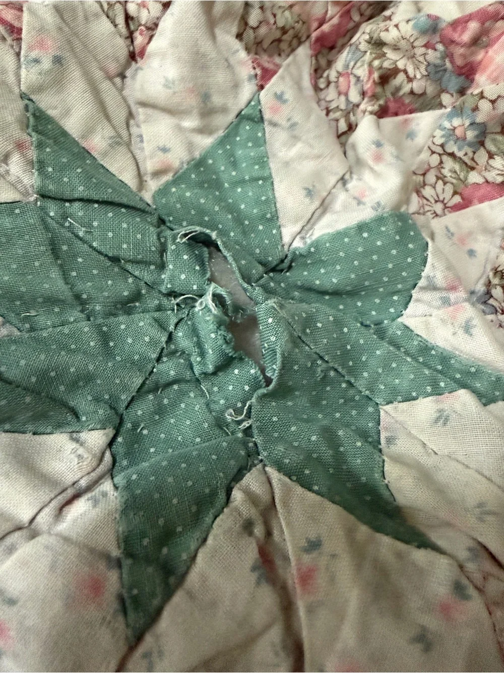 Handmade Floral Star Patchwork Quilt in Pink and light green